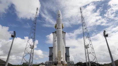 1er modèle de vol Ariane 6 sur son pas de tir au Centre spatial guyanais lors de la répétition générale du 20/06/2024