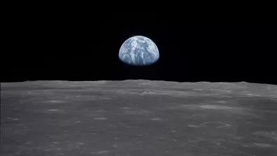 Vue de la Terre depuis la Lune, prise lors de la mission Apollo 11, en 1969. 
