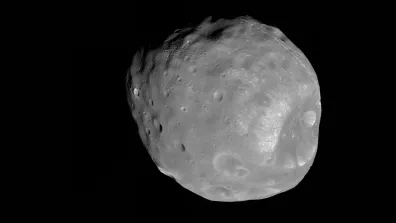 Image du satellite naturel de Mars Phobos capturée lors de la mission Mars Reconnaissance Orbiter de la NASA, placée en orbite en 2006. 