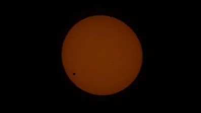 Le transit de Vénus de 2012 photographié depuis la Station spatiale internationale. 
