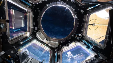 La Cupola, module avec vue. La Cupola, module avec vue.