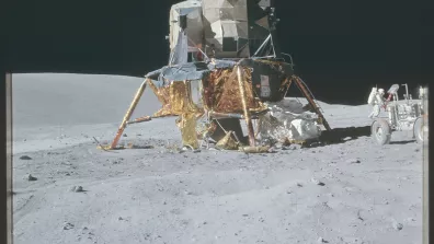 Photo de l'atterrisseur lunaire du programme Apollo sur la Lune