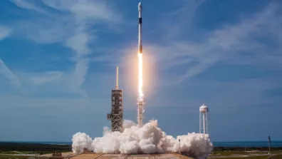 Décollage d’une Falcon 9 de SpaceX