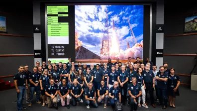 Equipe de suivi du lancement du premier vol d'Ariane 6 en salle Jupiter 2, centre de contrôle du CSG.