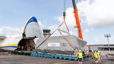 Arrivée du satellite optique CSO-3 en Guyane.