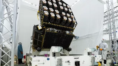 Satellite PLATO en salle blanche