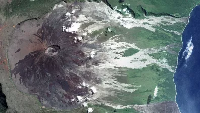 Image satellite de Piton de la Fournaise, le volcan actif de l'île de la Réunion