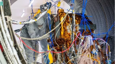 Essais en vide thermique sur le satellite MicroCarb
