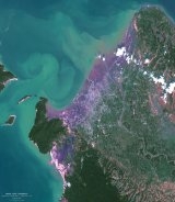 Spot 5 view of Banda Aceh, coloured composition ; credits Spot Image / Sertit