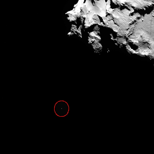 Image obtenue le 12/11 à 14h19 m 22 s UTC avec OSIRIS-WAC. Philae est visible dans le cercle rouge. Crédits : ESA/Rosetta/MPS for OSIRIS Team MPS/UPD/LAM/IAA/SSO/INTA/UPM/DASP/IDA.
