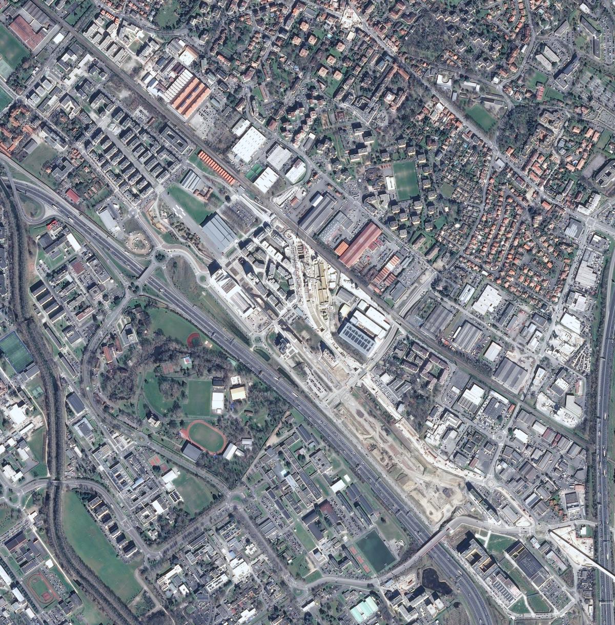 Image satellite Pleiades - Toulouse Montaudran Image satellite Pleiades - Toulouse Montaudran