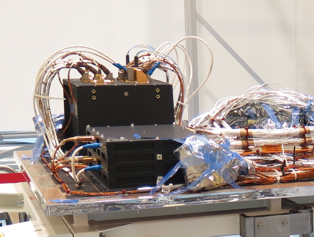 Instrument VIS, localisé sur le SVM Instrument VIS, localisé sur le SVM