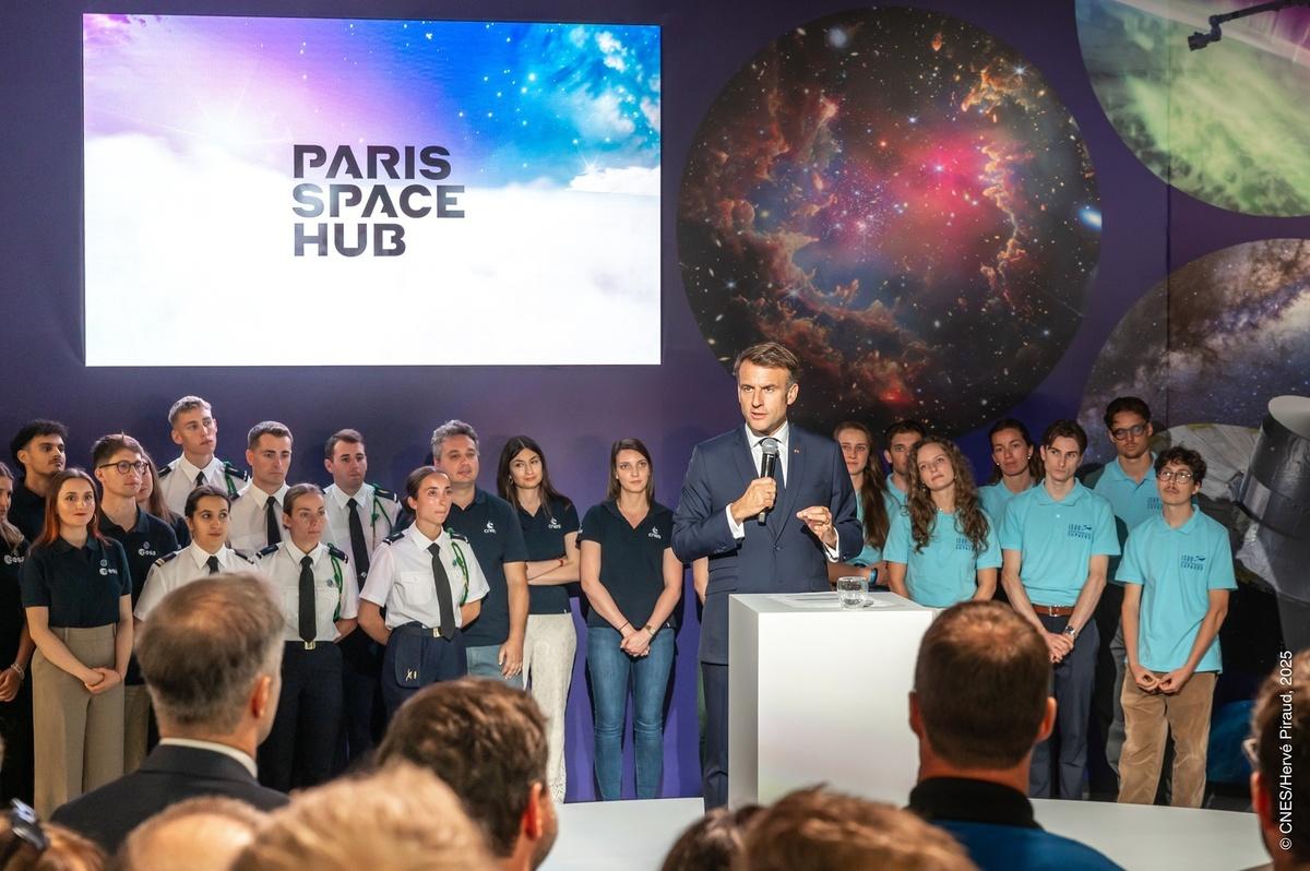 Discours d’Emmanuel Macron au Paris Space Hub.