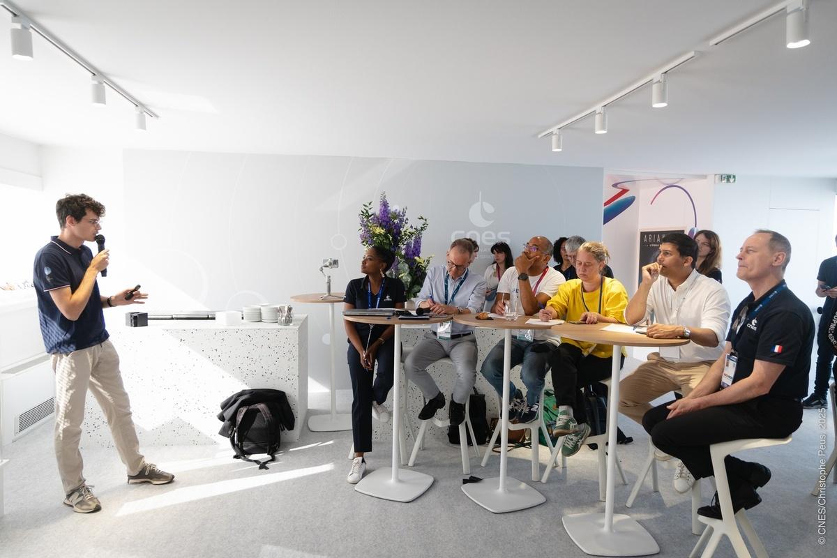 Finale du challenge étudiant Qui veut être mon partenaire ? au Salon du Bourget 2025. Finale du challenge étudiant Qui veut être mon partenaire ? au Salon du Bourget 2025.