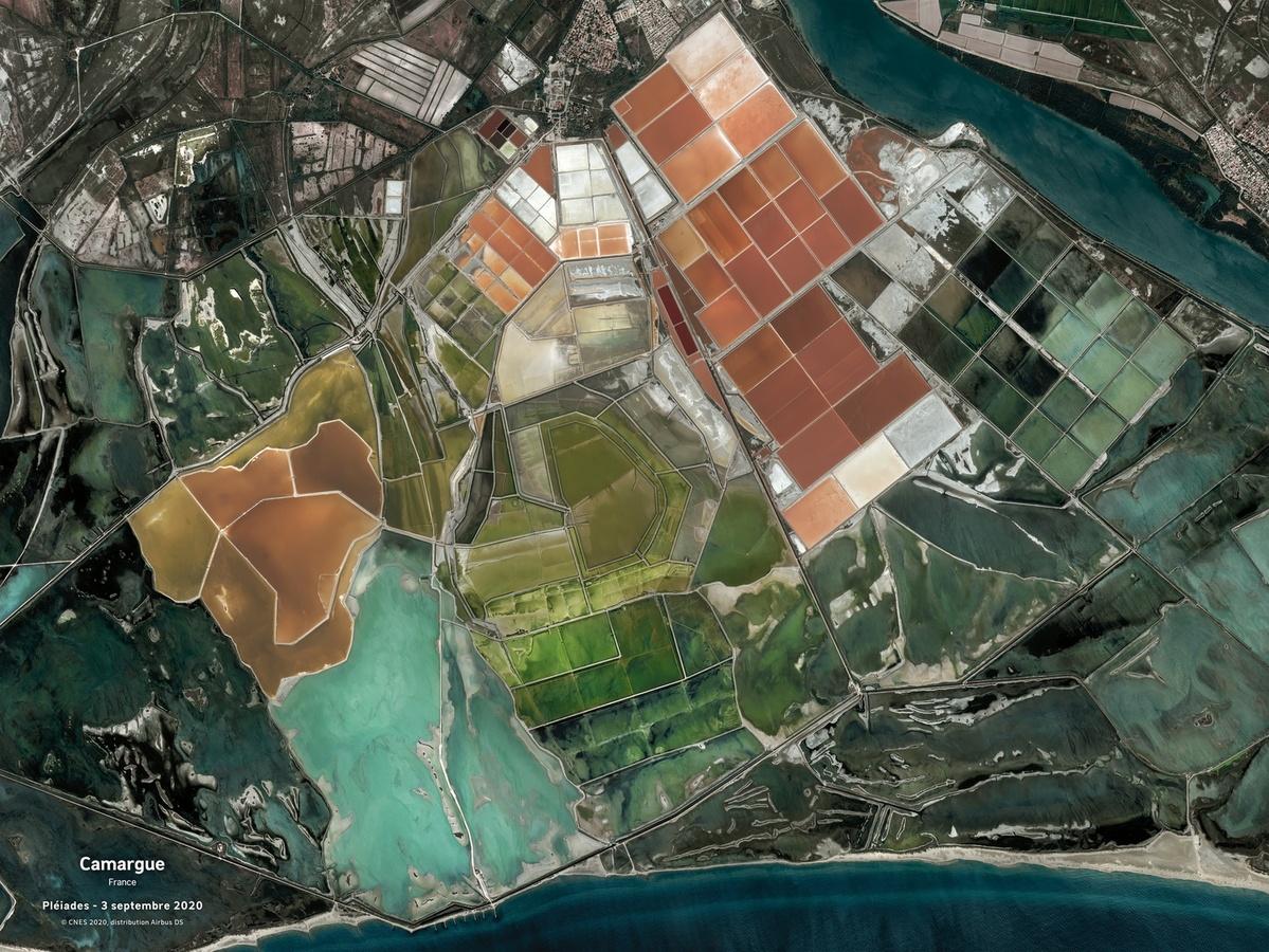 La Camargue vue par un satellite Pléiades. La Camargue vue par un satellite Pléiades.