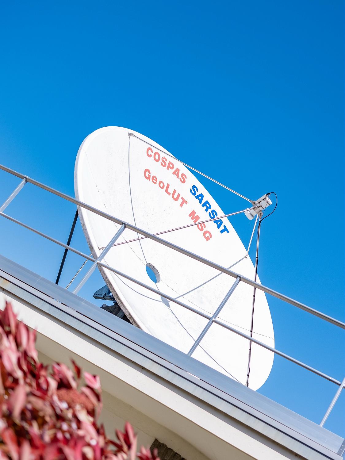 GEOLUT, centre de contrôle de mission Cospas-Sarsat-FMCC au Centre Spatial de Toulouse GEOLUT, centre de contrôle de mission Cospas-Sarsat-FMCC au Centre Spatial de Toulouse