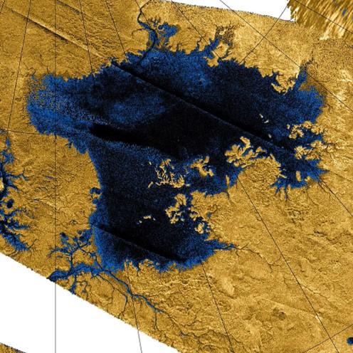 Mosaïque d’images en fausses couleurs de la mer d’hydrocarbures Ligeia Mare, près du pôle Nord de Titan