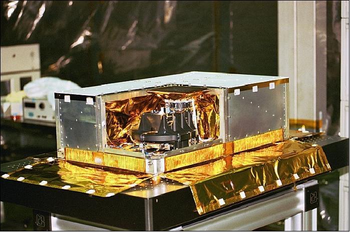 La charge utile du satellite Parasol en cours d’intégration