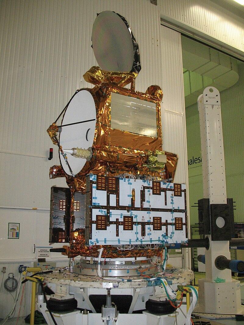 Satellite Jason-2 en cours d’intégration