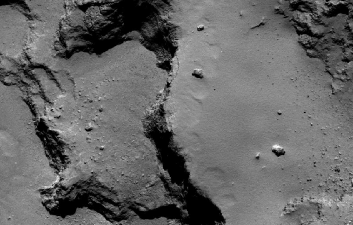 Photo en gros plan de la comète Churyumov-Gerasimenko Photo en gros plan de la comète Churyumov-Gerasimenko