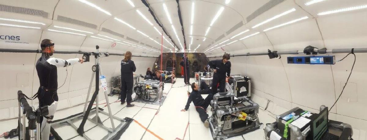 Expérience (Novespace) dans un Airbus Zéro-G Expérience (Novespace) dans un Airbus Zéro-G