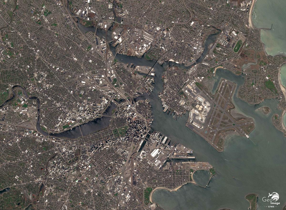 Image satellite de la ville de Boston, capitale du Massachusetts aux États-Unis