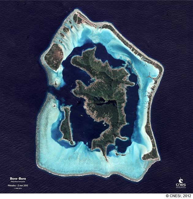Bora-Bora vue par le satellite Pléiades.