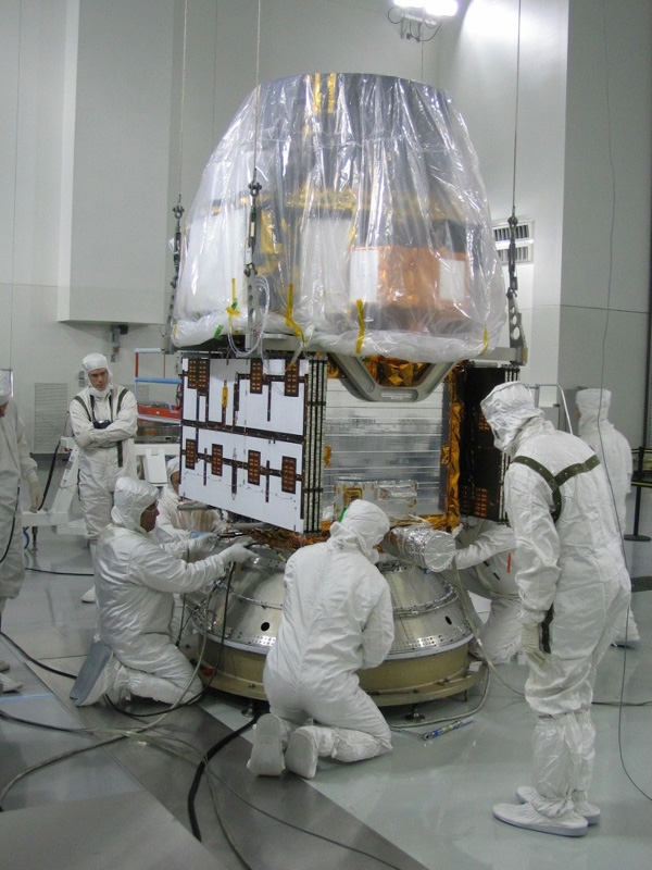 Checking the satellite ; credits CNES