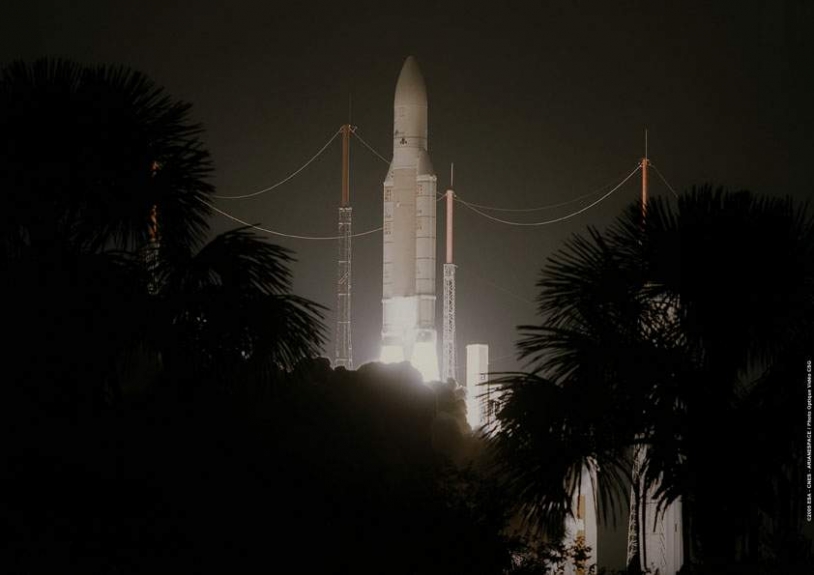 Décollage d&#039;Ariane 5 GS le 13 octobre 2005. Crédits : ESA/CNES/Arianespace
