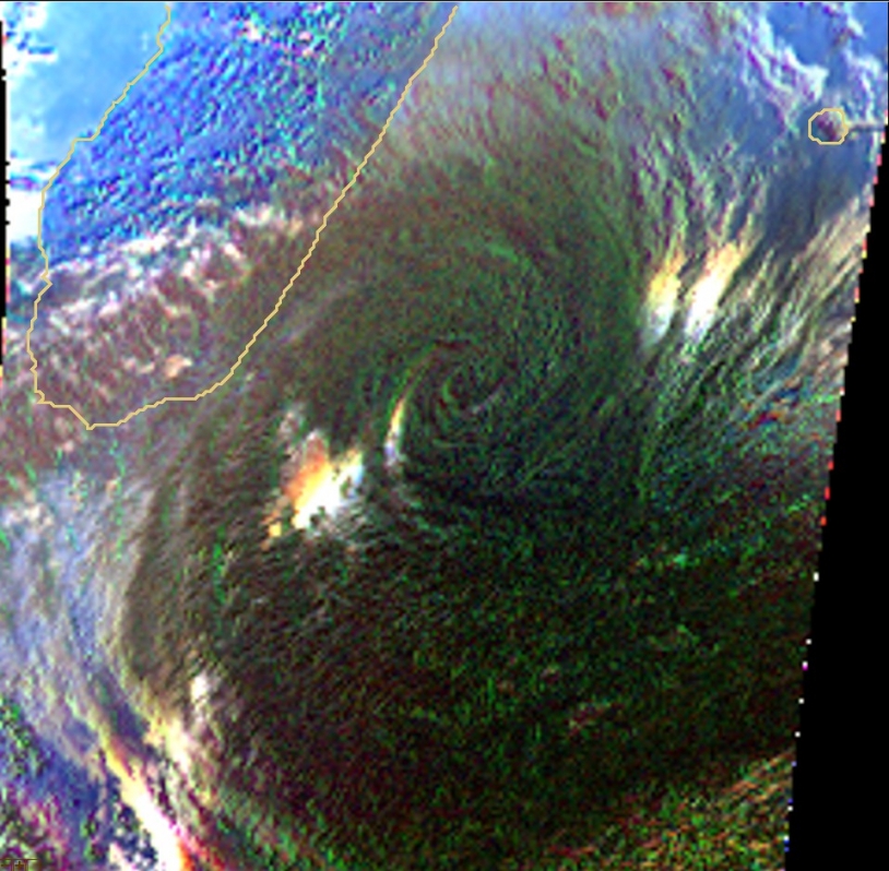 Cyclone Gamede in polarized light. Crédits : CNES