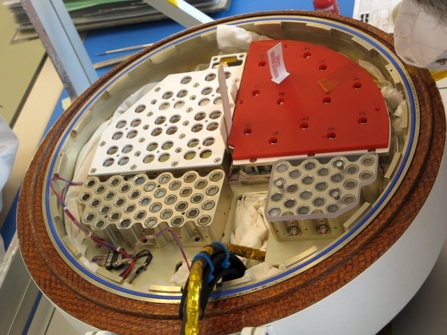 Echantillons de l&#039;expérience Uvolution à bord de la capsule Foton.