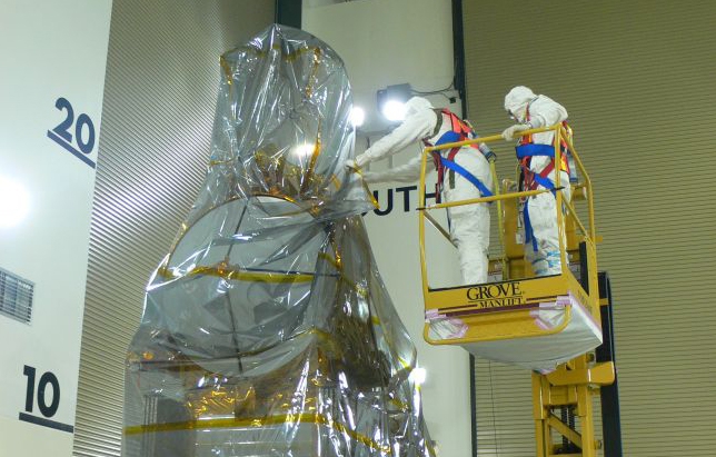 Jason-2 a été «emballé» comme un paquet cadeau le 1er juin.