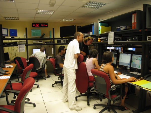 The J2CCC in Toulouse is keeping watch over Jason-2. Credit: CNES.