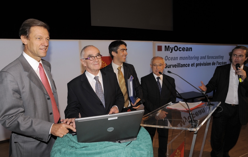 Reinhard Schulte-Braucks, European Commission; Martin Malvy, President of the Midi-Pyrenees regional council; Pierre Bahurel, MyOcean coordinator, and Alain Beneteau, regional council Vice-President in charge of research, in Toulouse. Credits: MyOcean.