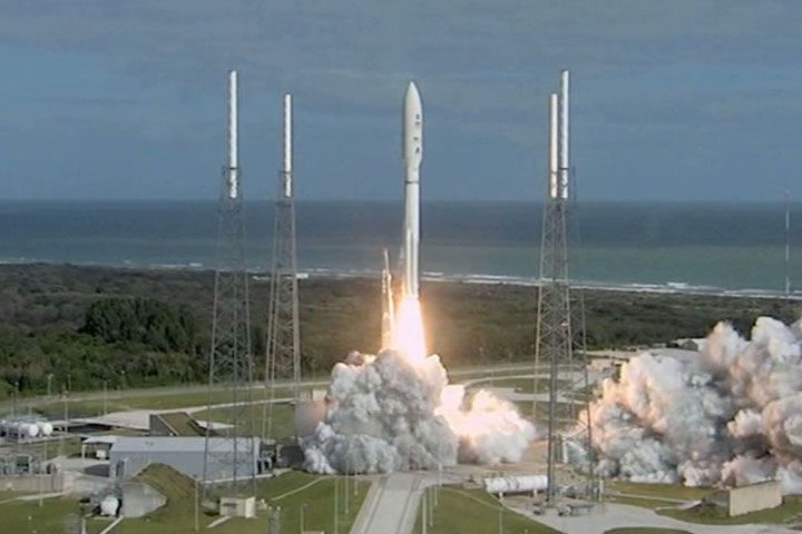  An Atlas V launcher lifts off on 26 November from Cape Canaveral, Florida, with the Curiosity rover. Credits: NASA/JPL-Caltech.