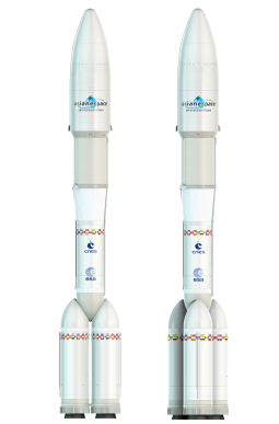 Two possible configurations for the 1st stage of the future Ariane 6, with 2 or 3 boosters. Credits: ESA/CNES/Arianespace.