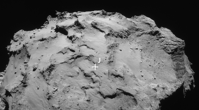 Portion de l’image montrant le petit lobe et le site J ; 14/09/2014, 30 km de distance, résolution de 2,5 m/pixel environ. Remarquez les reliefs extrêmes le long du limbe. Crédits : ESA/Rosetta/NavCam.