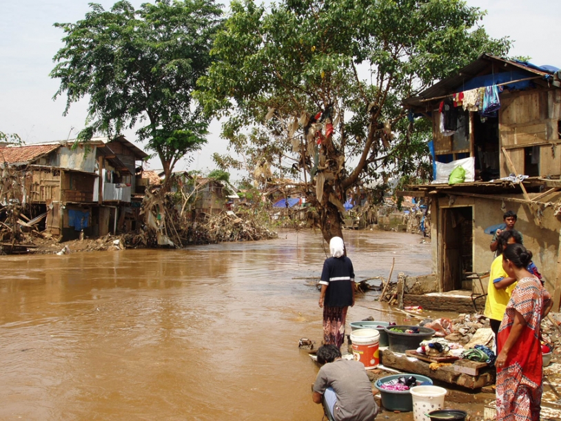 Innondations en Indonésie en 2007. Crédits : EC/ECHO/Anne-Françoise Moffroid. 